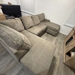 U Shape Sectional - $175 OBO