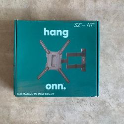 onn. Full Motion TV Wall Mount for TVs 32" to 47"