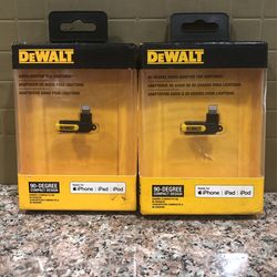DeWalt 90 Degree Audio Adapter For Lightning ( Located in Hawthorne )(NO DELIVERY)