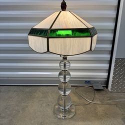 Tiffany Style White/Green Stained Glass Table Lamp 