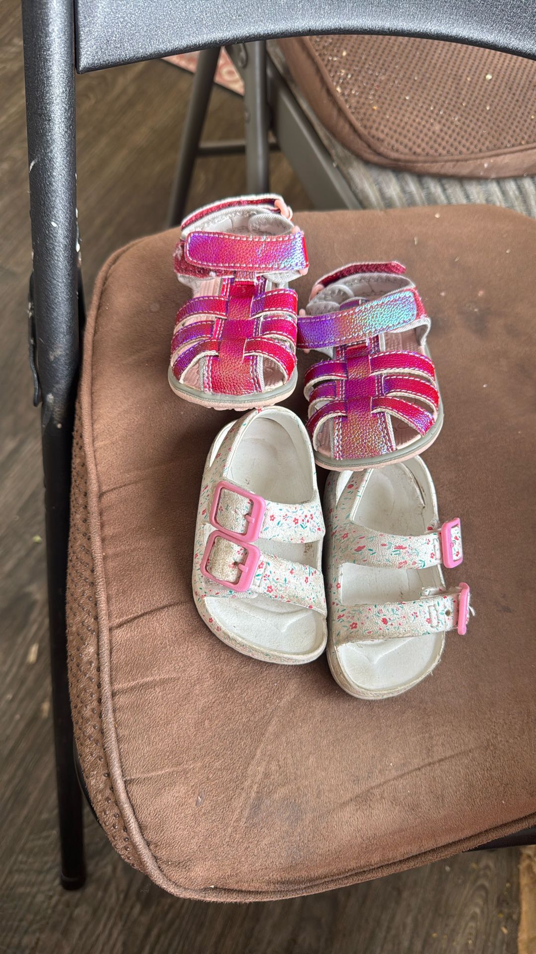 Infant Sandals Size 3-4 Like New