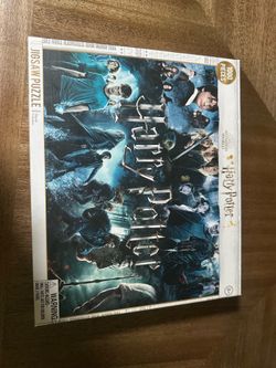 Harry Potter puzzle 2 missing pieces and 1 messed up
