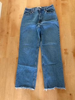 Wide Leg Cropped Jeans with Raw Hem