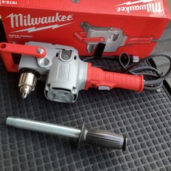 MILWAUKEE 7.5 AMP 1/2-IN HOLE HAWG HEAVY DUTY CORDED DRILL