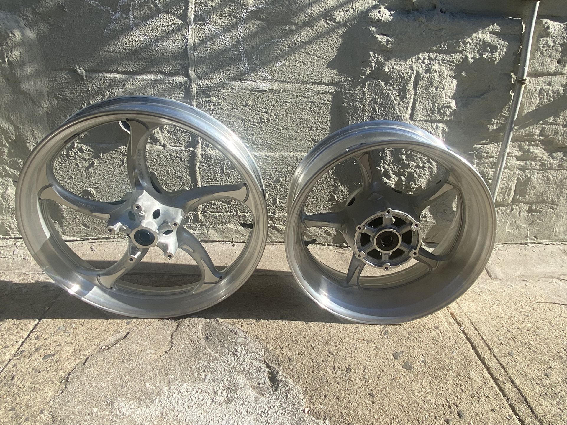 Yamaha Raider S Wheels