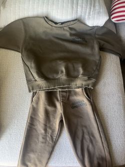Zara Sweat Suit 