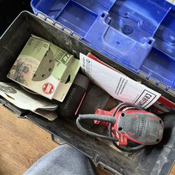 Craftsman Random Orbit Sander And Sandpaper