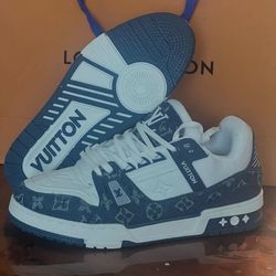 Brand New LV Trainer men