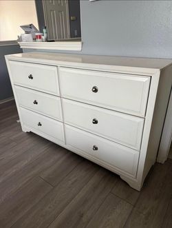 White 6 Drawer Dresser