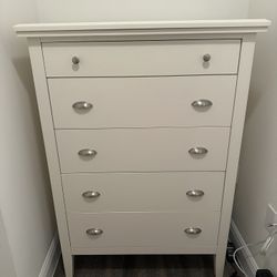 MOVING SALE Off-White Or White Wash 5 Drawer Dresser Silver Handles
