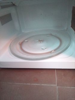 Family size very clean and very good working microvave