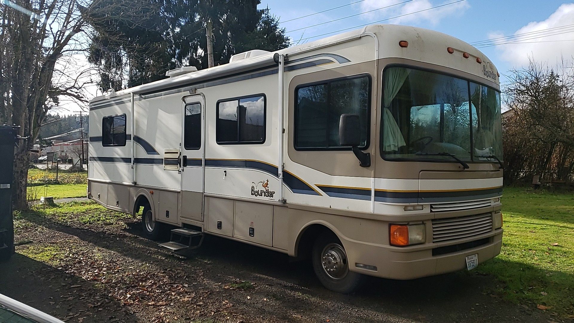 1997 bounder by fleetwood