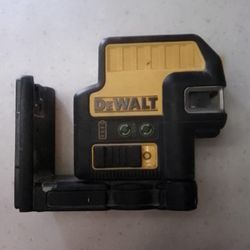 DeWalt 20v Max Cordless 280' Green Cross Line Laser Level
