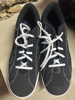 Men's bowling shoes size 10.5 