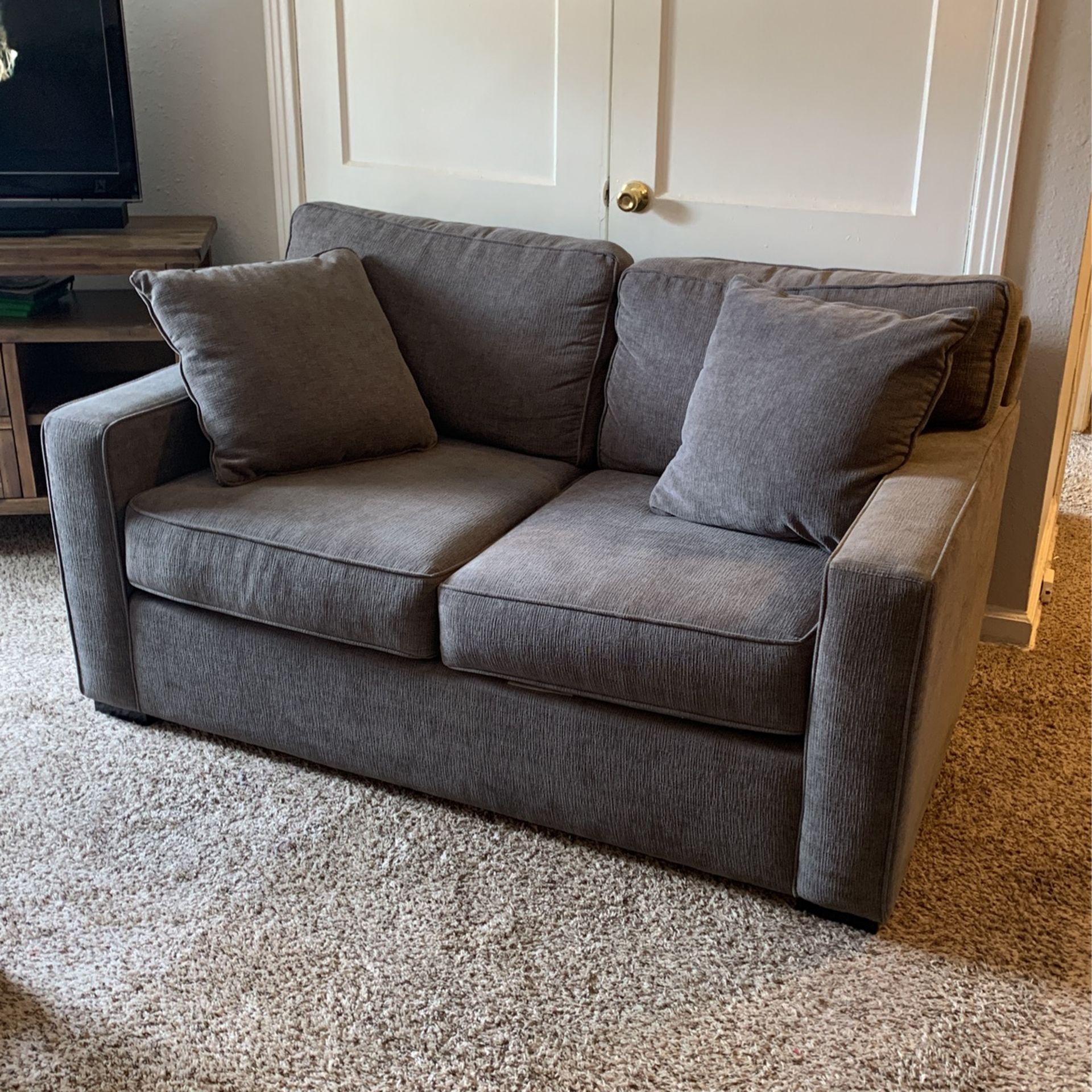 Macys Radley loveseat