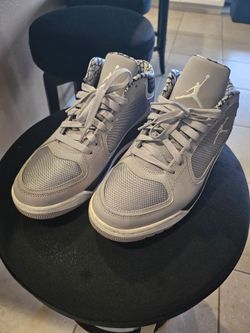 $40 air jordan post game basketball shoes