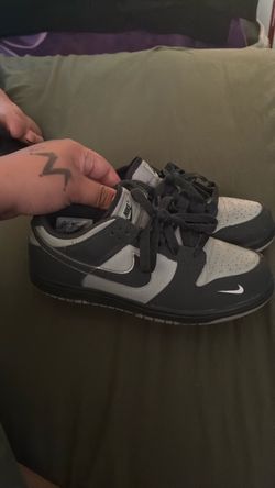 Nike SB Dunk Low Sneakers