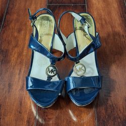 Woman's Navy Blue MICHAEL Michael Kors Heels Size 8.5
