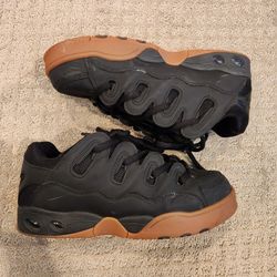 Mens Size 13 Osiris D3 OG skate shoes Black/Gum
