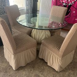 4 Dining Chairs
