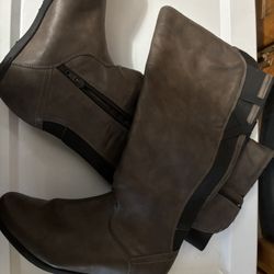 Cougar waterproof boots