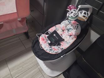4MOMS SWING
