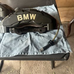 Brembo 6 piston calipers from the BMW 135i.