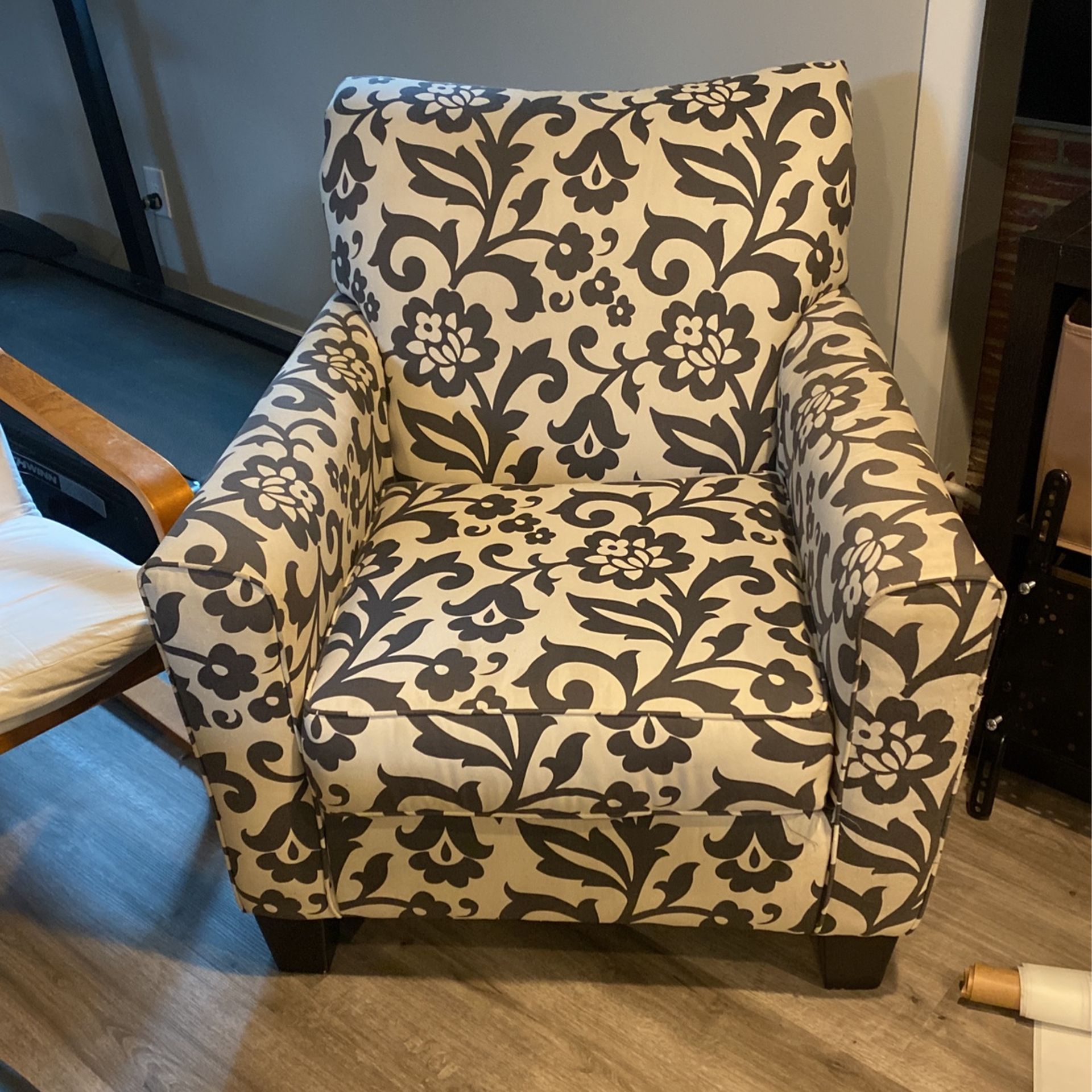 Grey And white Cushioned Chair