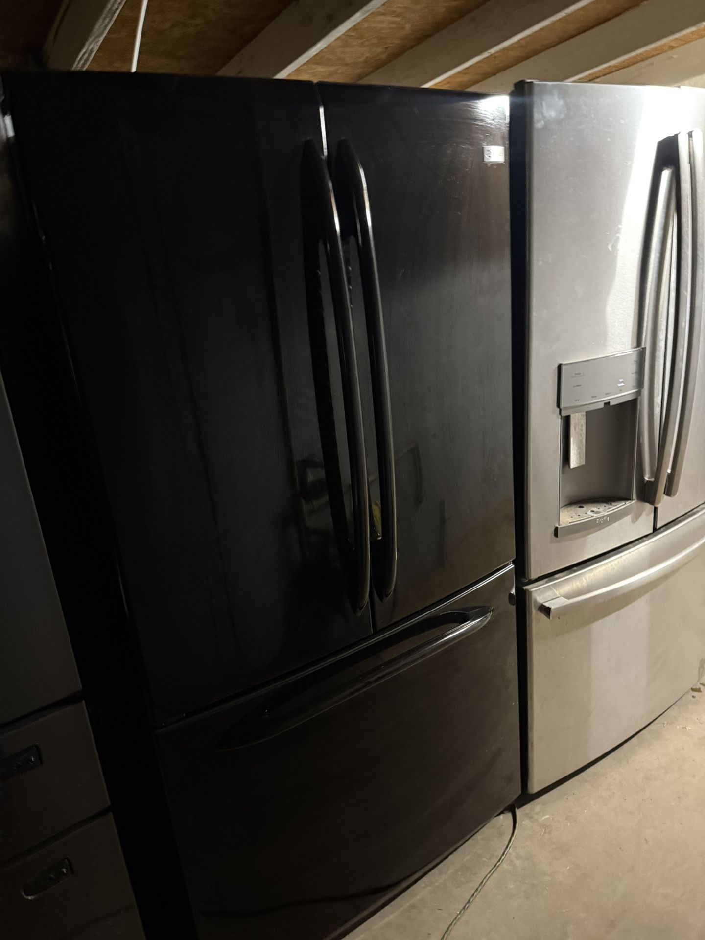 Ge Refrigerator Fully Working, Perfect Conditions