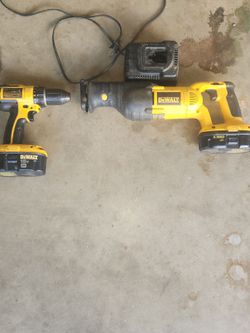 dewalt 18V Drill and Reciprocating Saw Set