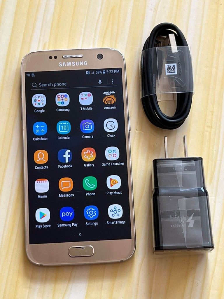 Samsung Galaxy S7 || Factory Unlocked, Nothing wrong works perfectly, Excellent condition like new.