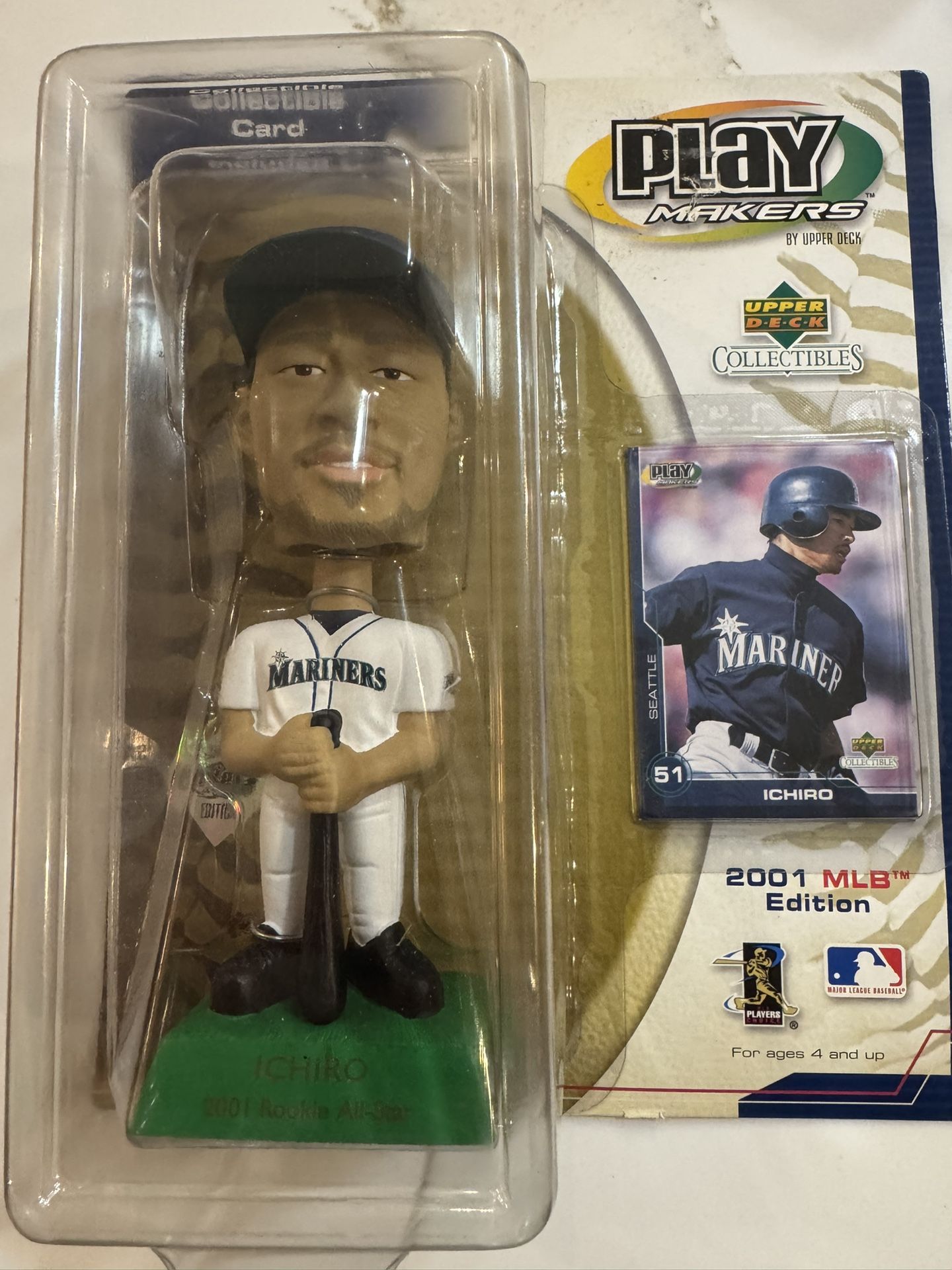 Ichiro Play Makers By Upper DeckBobblehead & Collectible Card, 2001MLB Edition