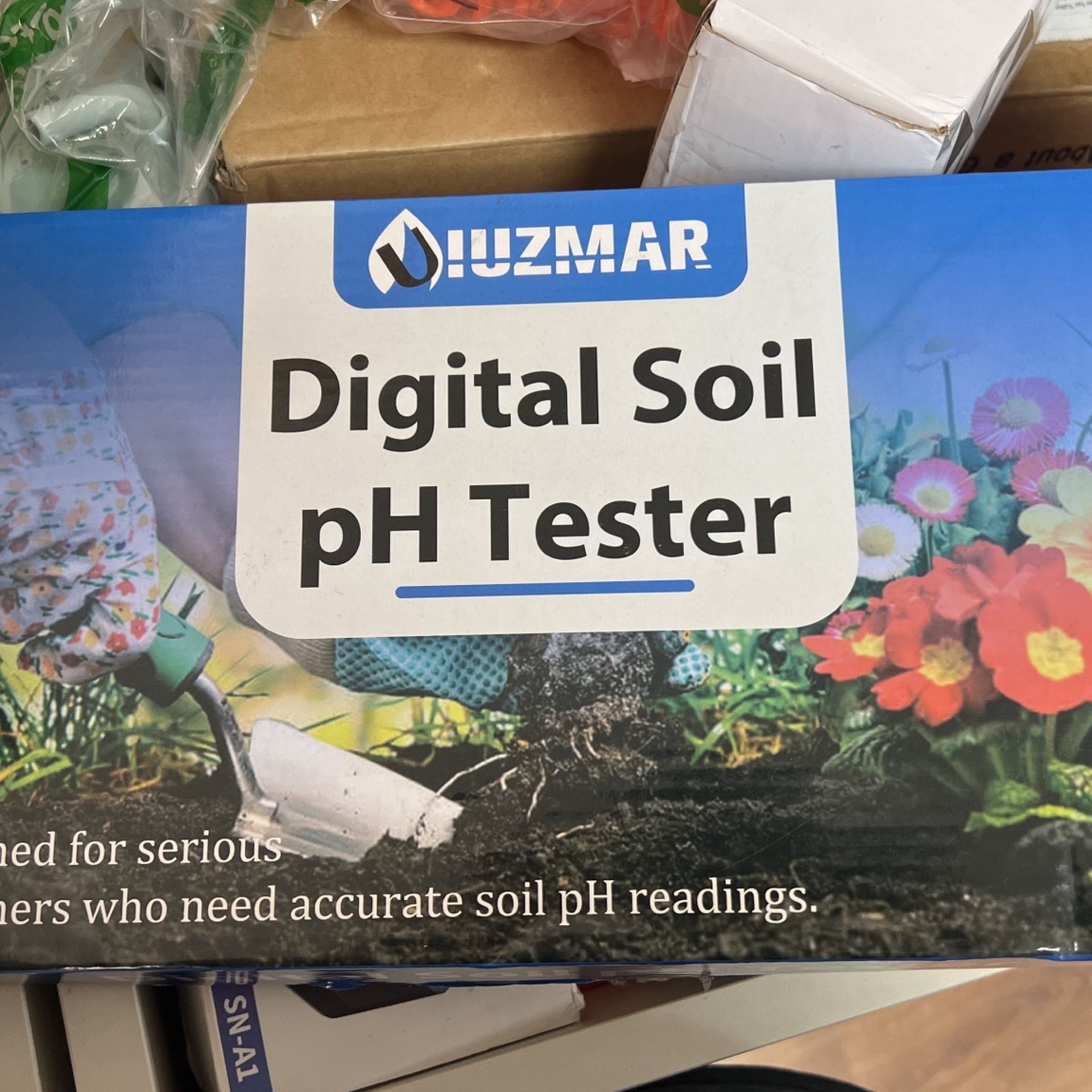 Iuzmar Digital Soil pH Tester 
