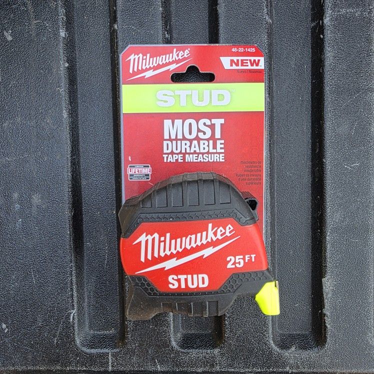 Milwaukee 25 ft. Gen II STUD Tape Measure