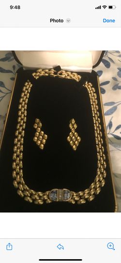 18 K necklace