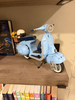 Lego Vespa