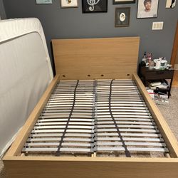 Full size Wood and Metal bed frame