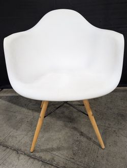 Mid-Century Style White Shell Chair with Tapered Wood Legs