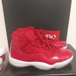 Air Jordan 11 Retro Win Like 96 Men Size 8.5