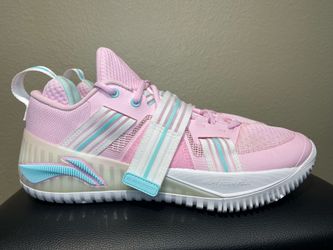 NEW  Men’s Li-Ning Aqua w/Strap  Sz 11.5