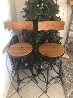 Brand New Solid Wood Rod Iron Bar Stool Chair Set