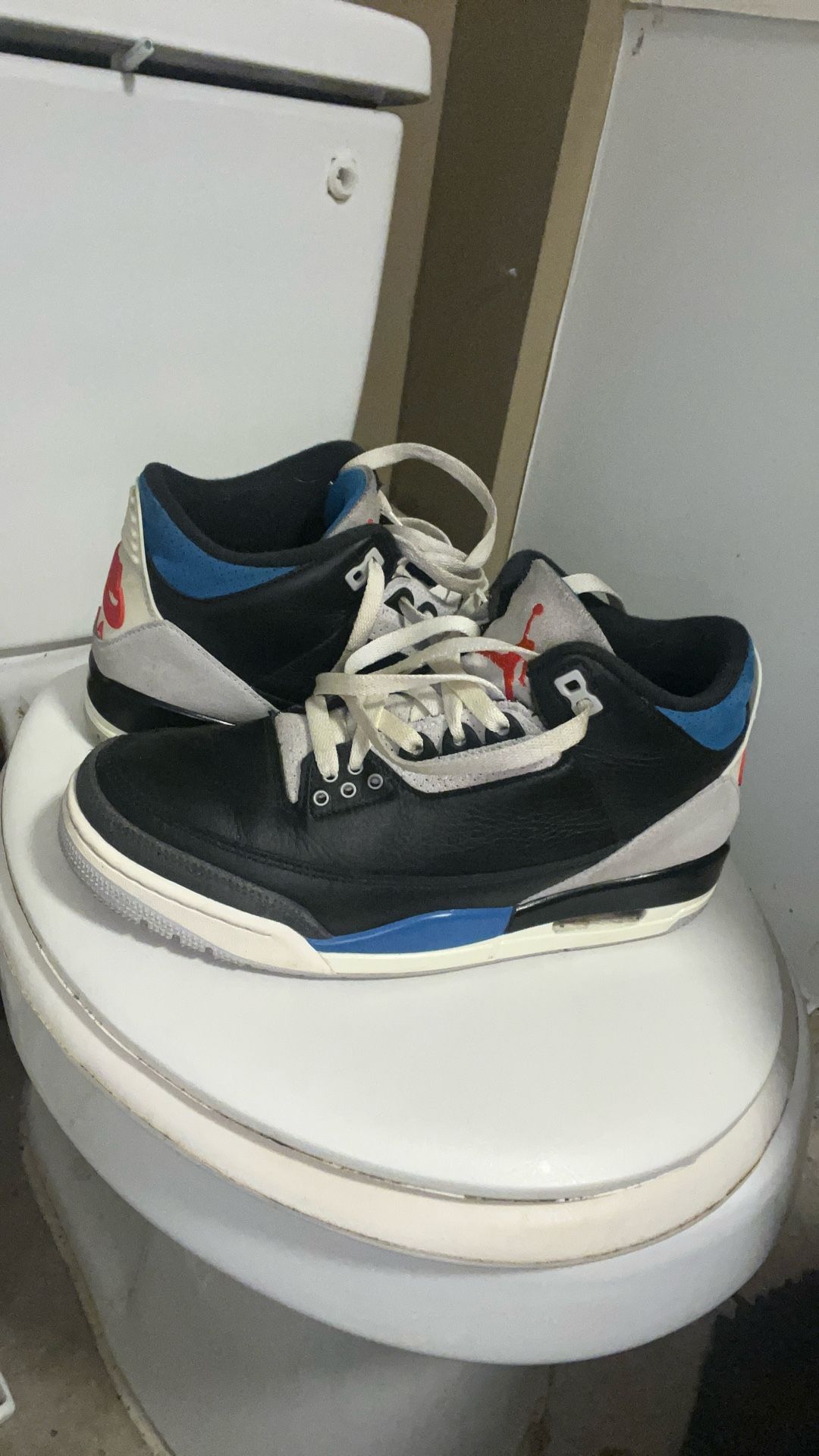 Jordan 3s