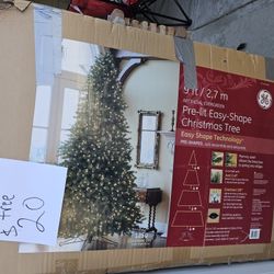 9ft Xmas Tree 