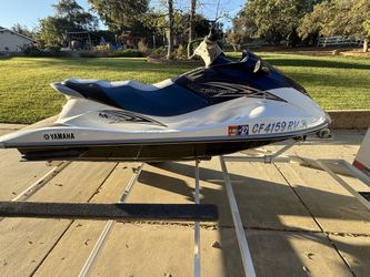 2012 Yamaha Waverunner Vx Sport w/ Double Trailer