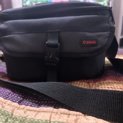 Canon ZR65MC Mini-DV Camcorder