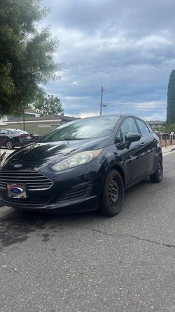 Ford Fiesta Sedan Black