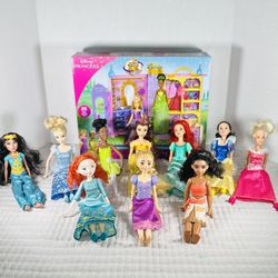 Disney Princess Ready For The Ball Closet With Dolls 