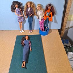 5 Vintage 1990's Barbie Dolls