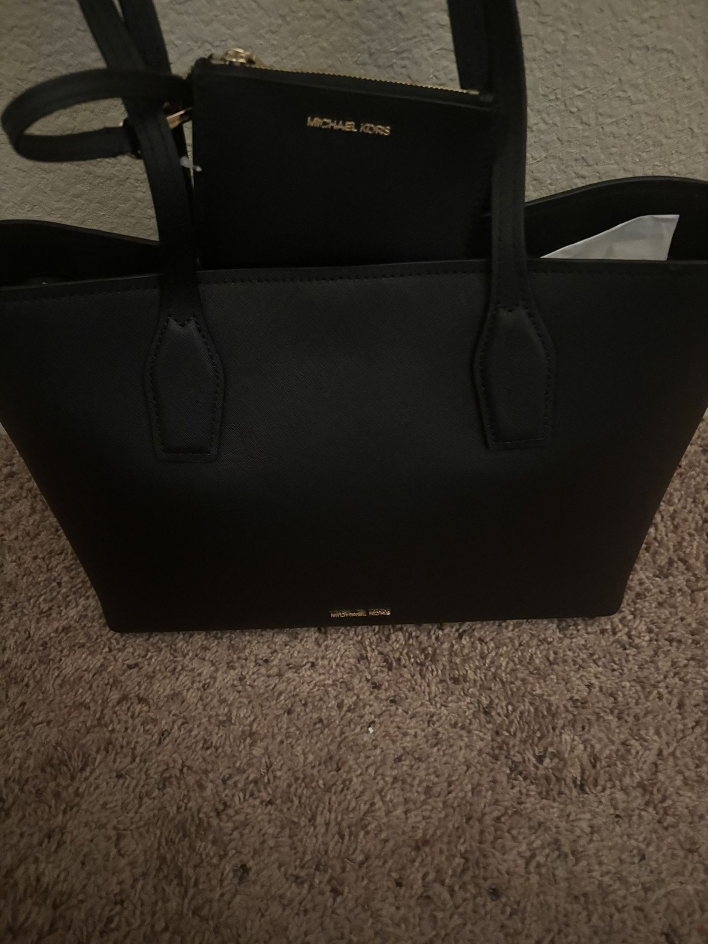 Michael Kors Tote With Wristlet! Brand New With Tags!