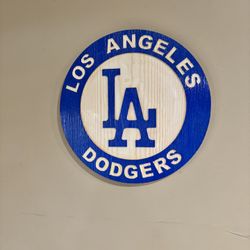 Dodgers Sign 